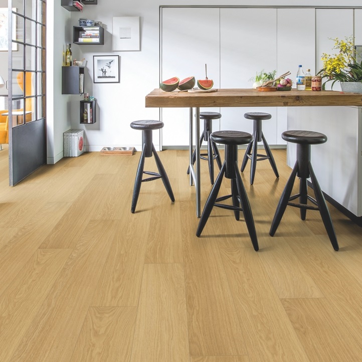 Ламінат Quick-Step IMPRESSIVE IM3106 Natural varnished Oak