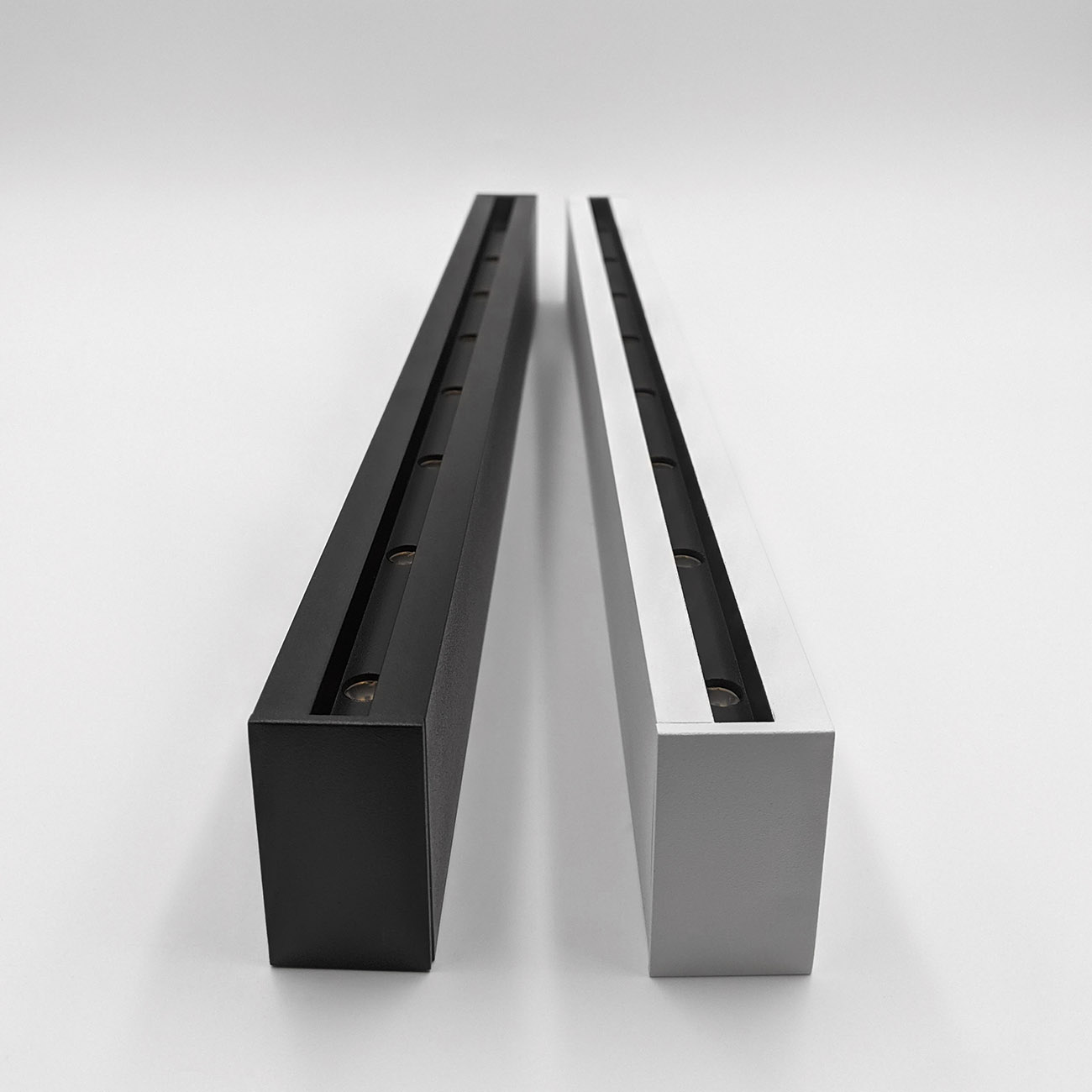 Premium Skarlat RSLC78074-12 12 × 1.5W BK 3000K alt 1